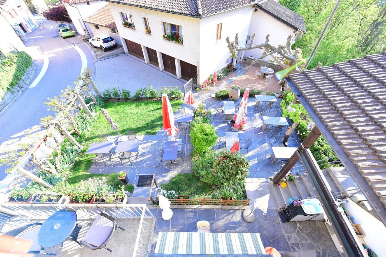 Hotel Pensione Serena Purasca Dış mekan fotoğraf