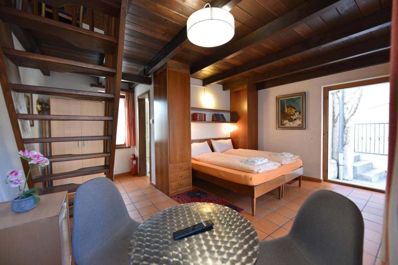 Hotel Pensione Serena Purasca Dış mekan fotoğraf